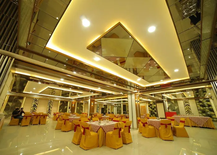 Vijay Vilas Hotel & Convention Hall